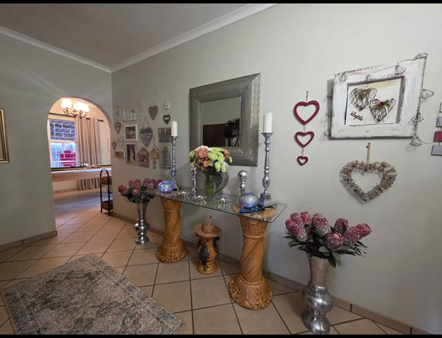 4 BEDROOM HOUSE FOR SALE IN VANDERBIJLPARK SE 3